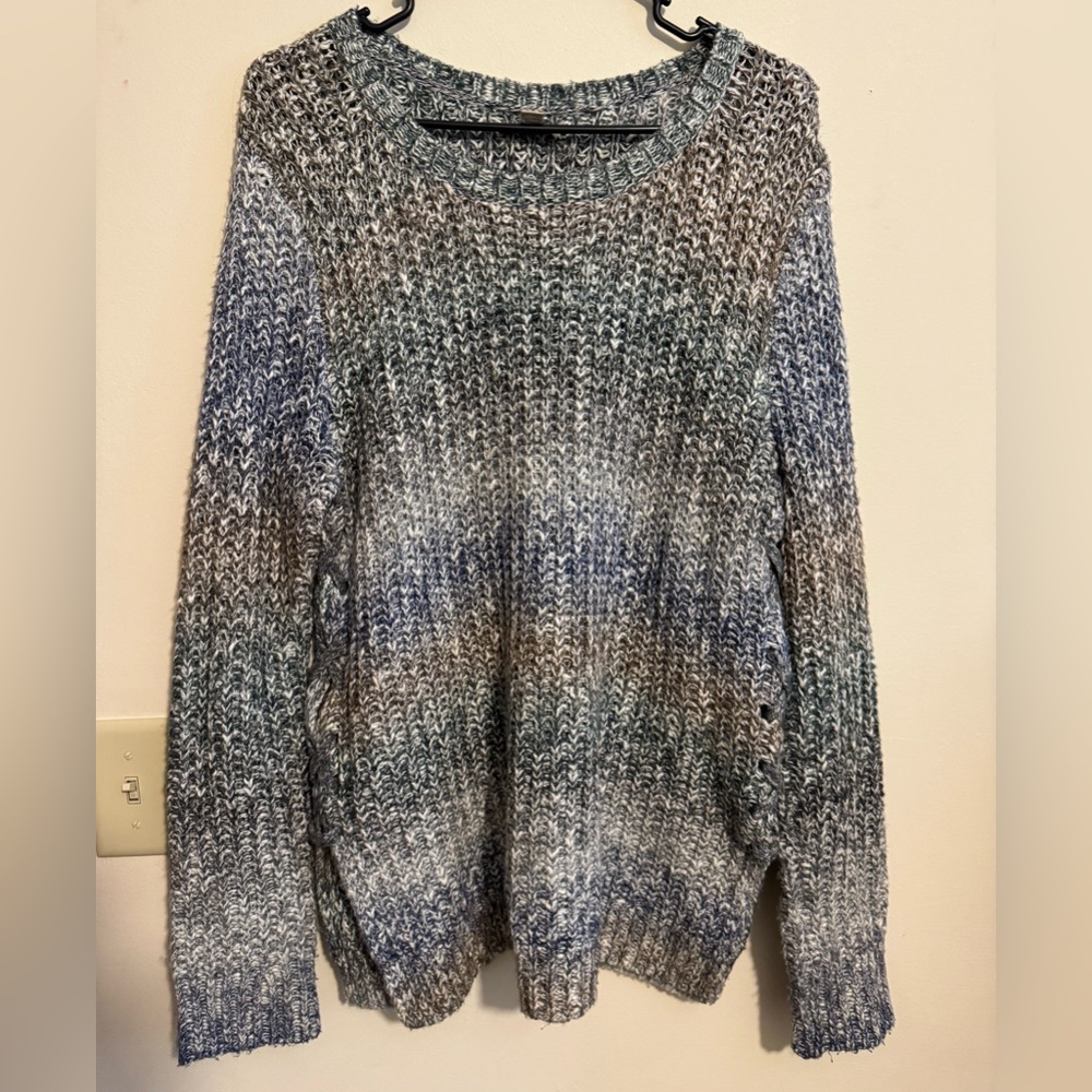 Lucky brand sweater in size medium